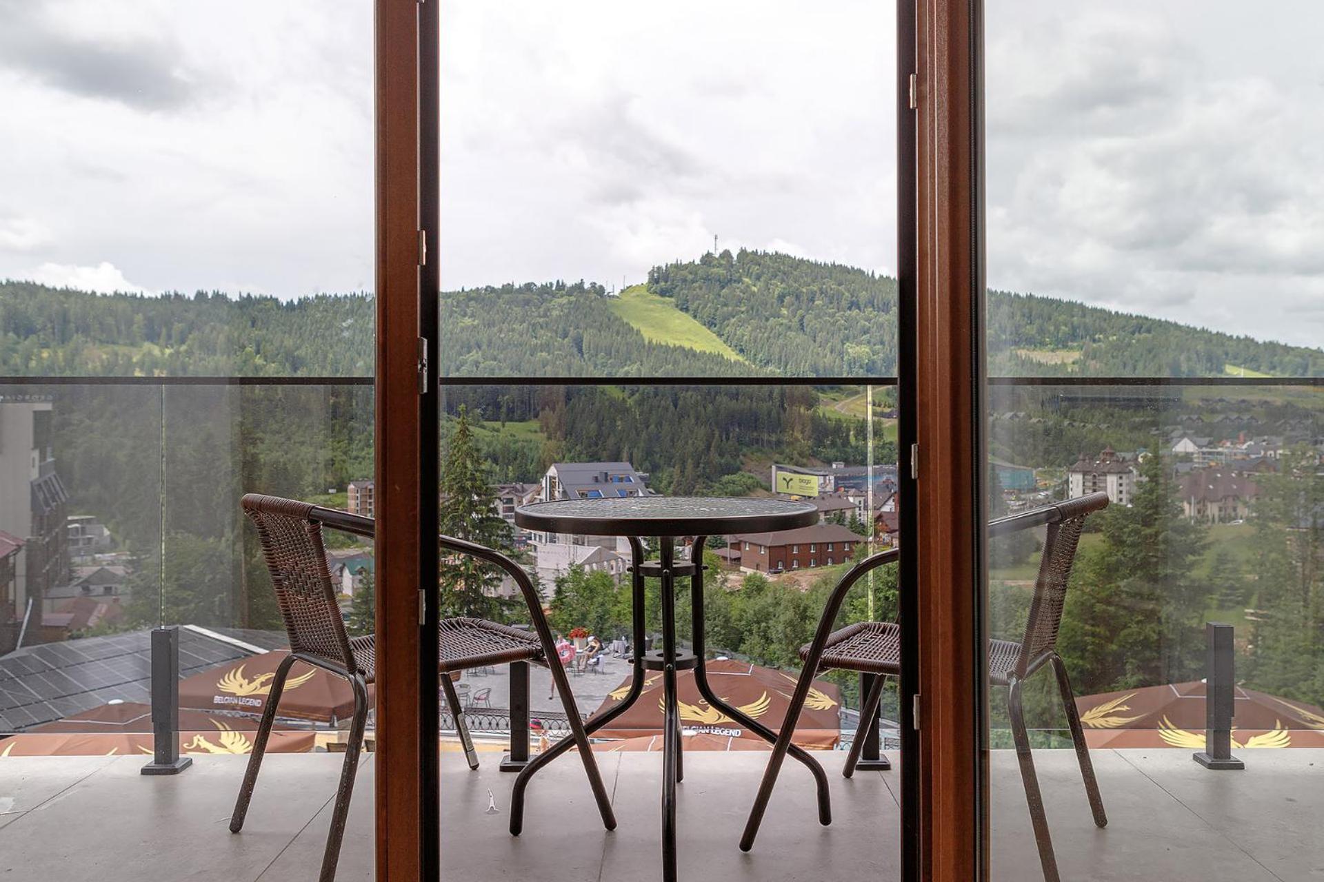 Hotel Podgorie Spa Bukovel Luaran gambar
