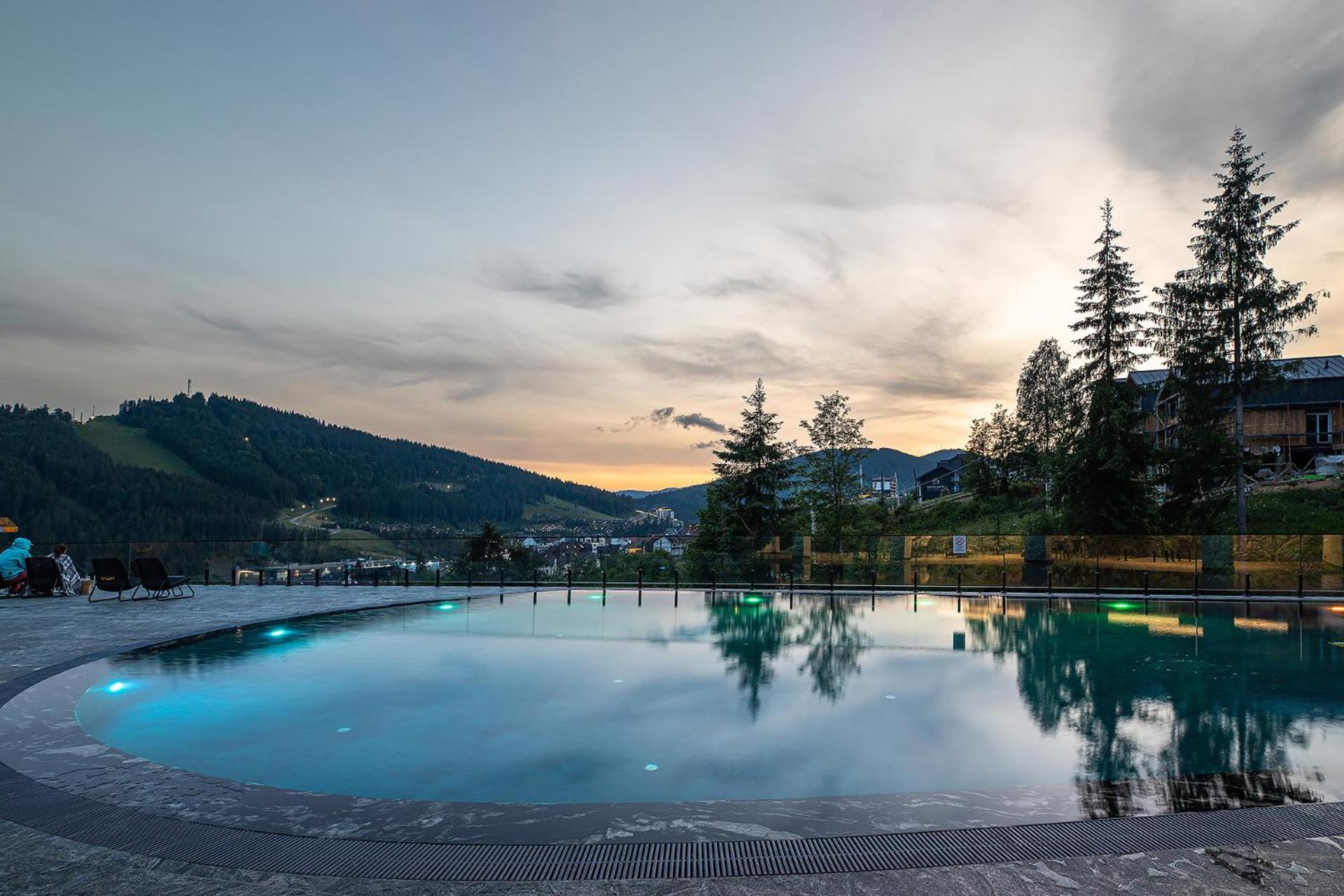 Hotel Podgorie Spa Bukovel Luaran gambar