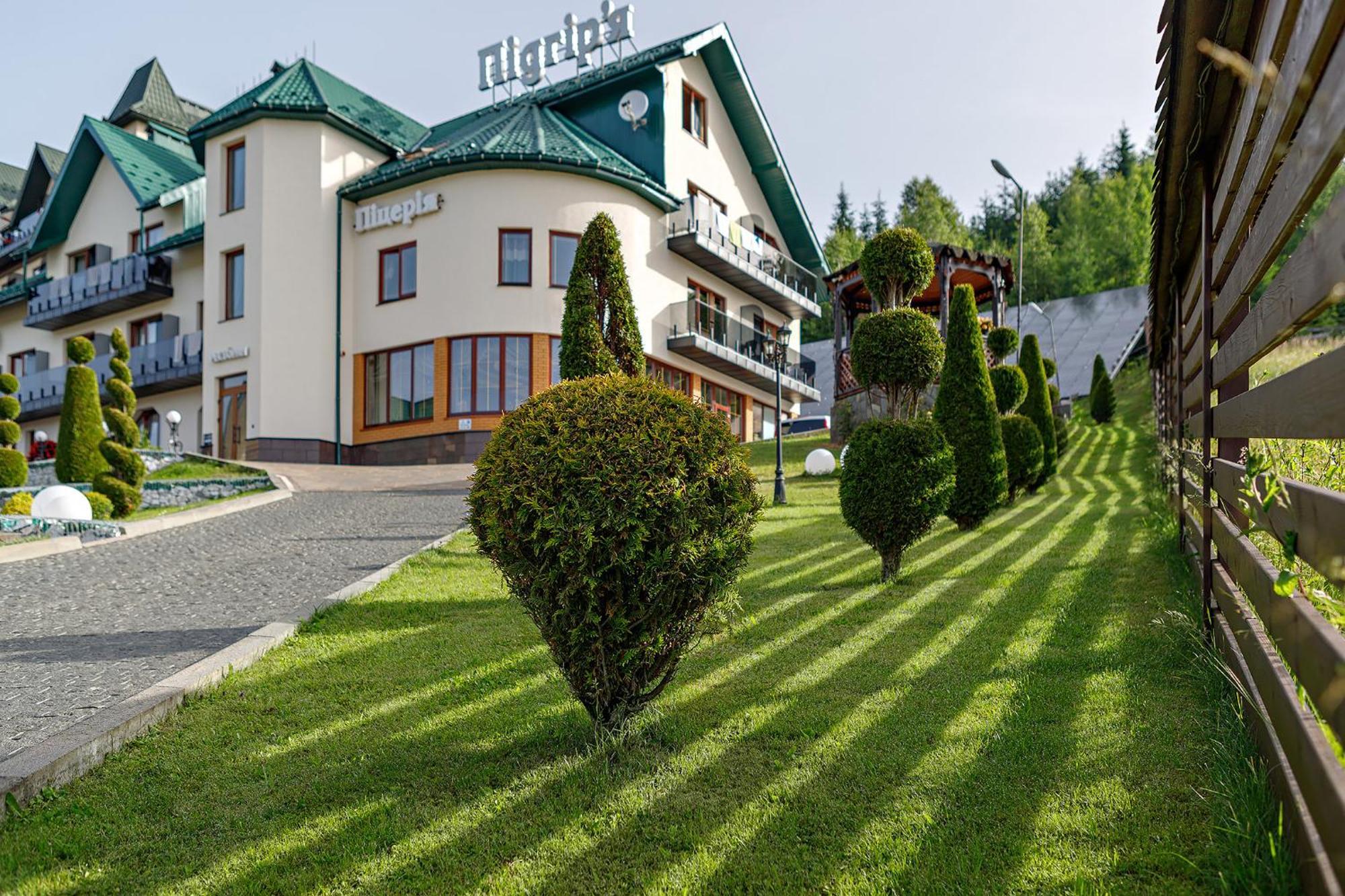 Hotel Podgorie Spa Bukovel Luaran gambar
